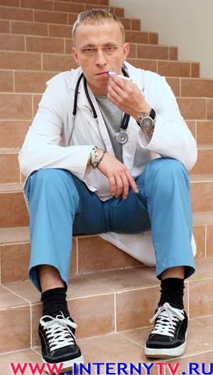 Доктор Быков в исполнении Ивана Охлобыстина - очень даже малопривлекательный персонаж.