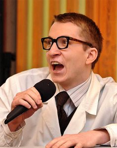 Интерн Левин (Дмитрий Шаракоис) 